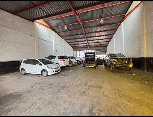 440M² WAREHOUSE TO LET IN WADEVILLE